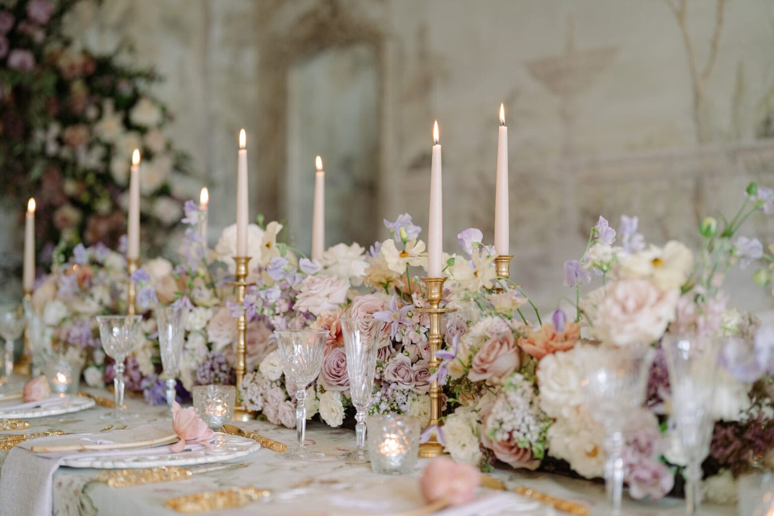 Modern Bridgerton Wedding Inspiration: Luxurious Floral & Decor Ideas ...